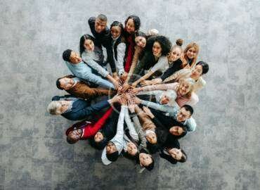Mastering the virtual conference experience in 2025